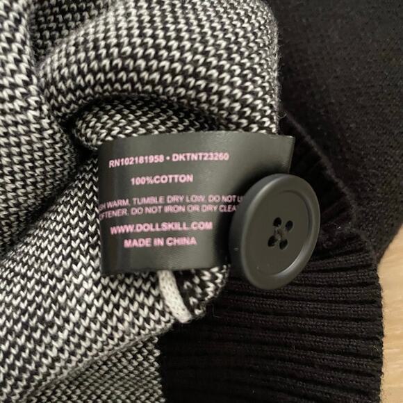 Trickz N' Treatz Haunted Homestead Oversized Cardigan M/L - Picture 3 of 5